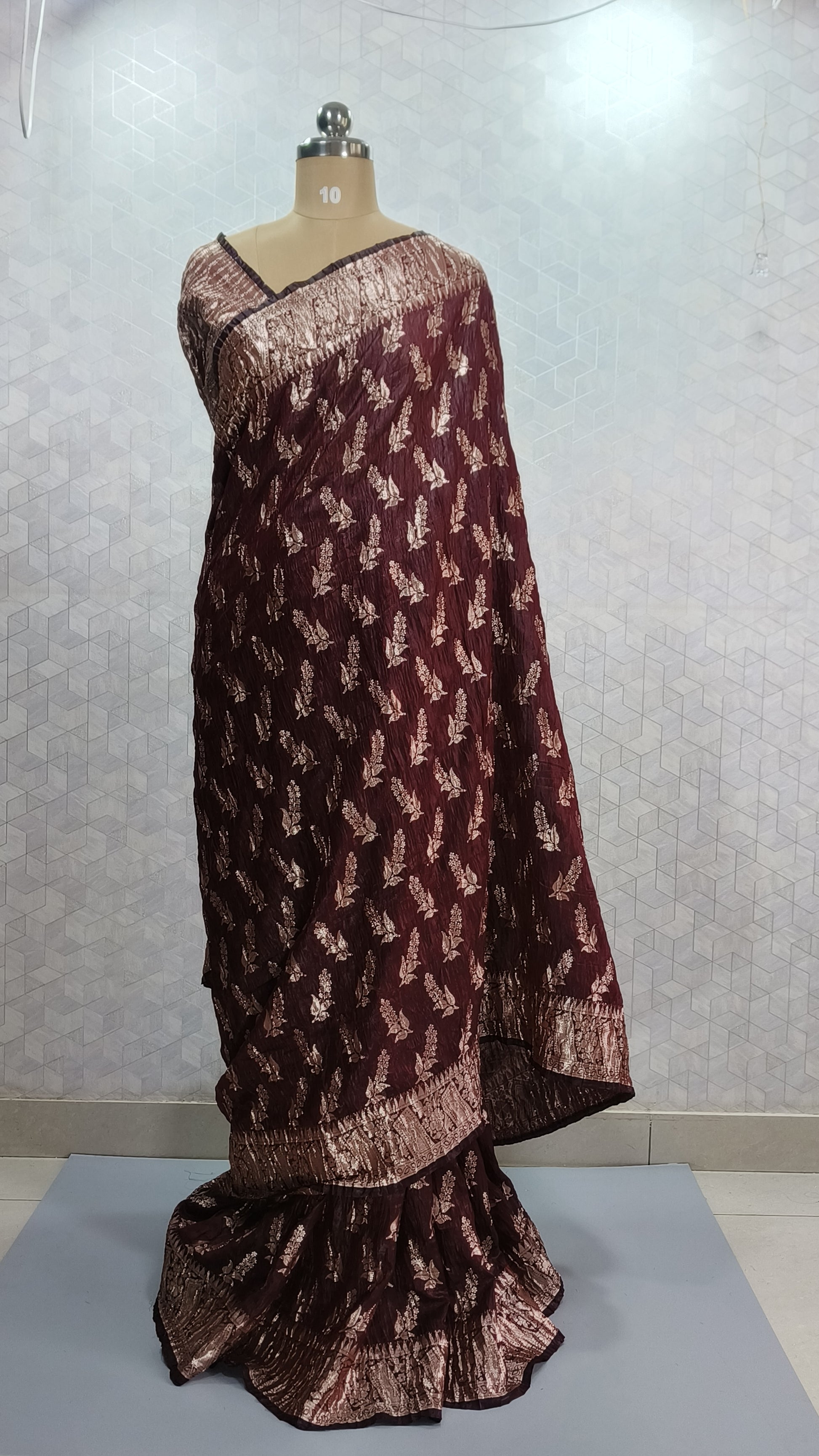 Maroon Crushed Banarasi Saree – Lightweight, Textured & Elegant