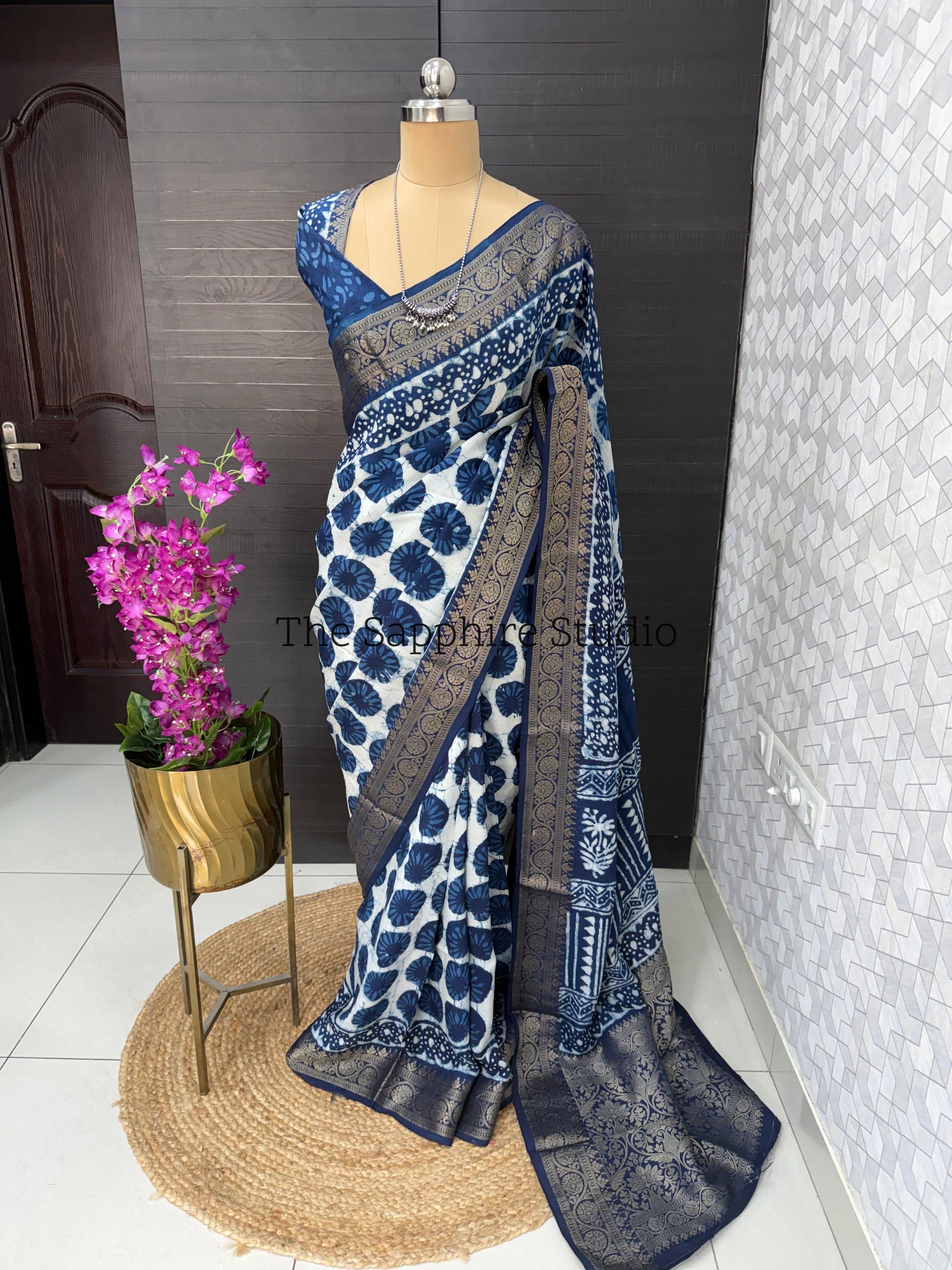 navy blue Kalamkari style Dabbu print saree with zari border, Dola silk saree for wedding and pooja, traditional silk saree online India festive wear
