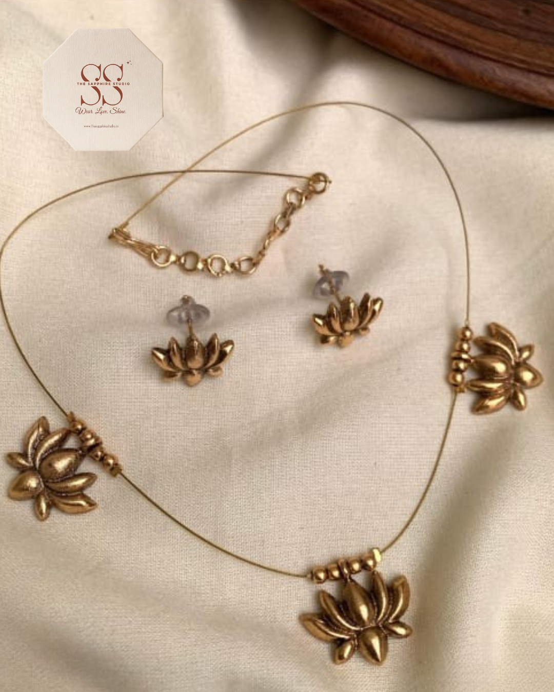 Styled Look: Sea Green Banarasi Tissue Saree + Lotus Bloom Jewelry Set