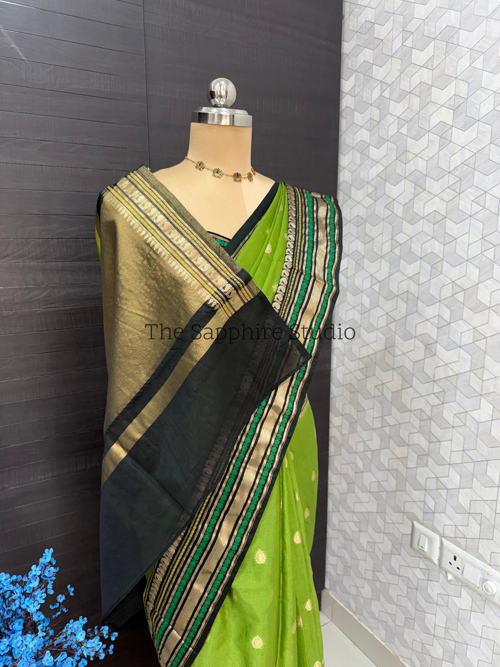 Green & Black Banarasi Chiniya Silk Saree with Zari Border
