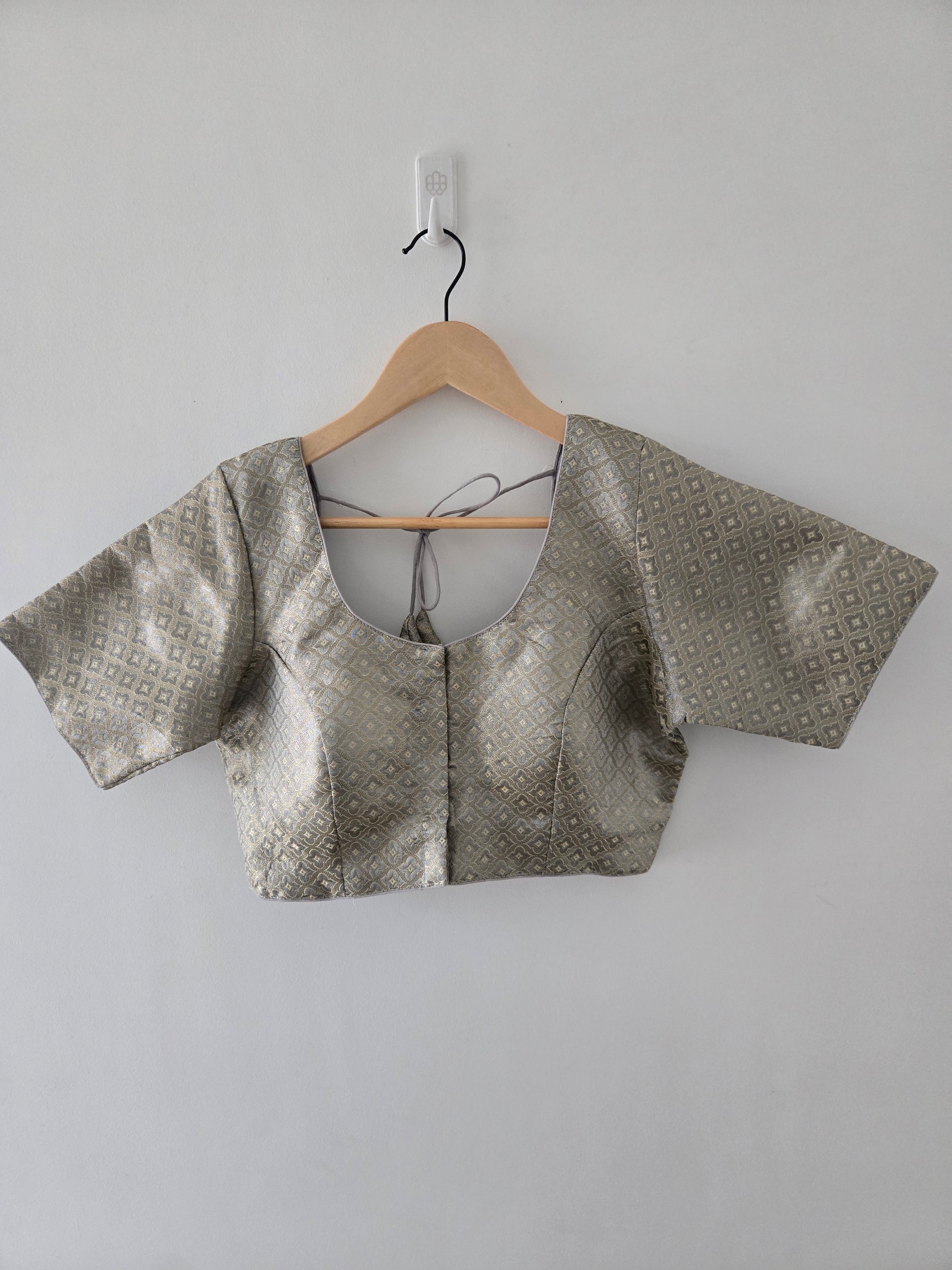 Off white with Grey Blouse (Size 32-38)