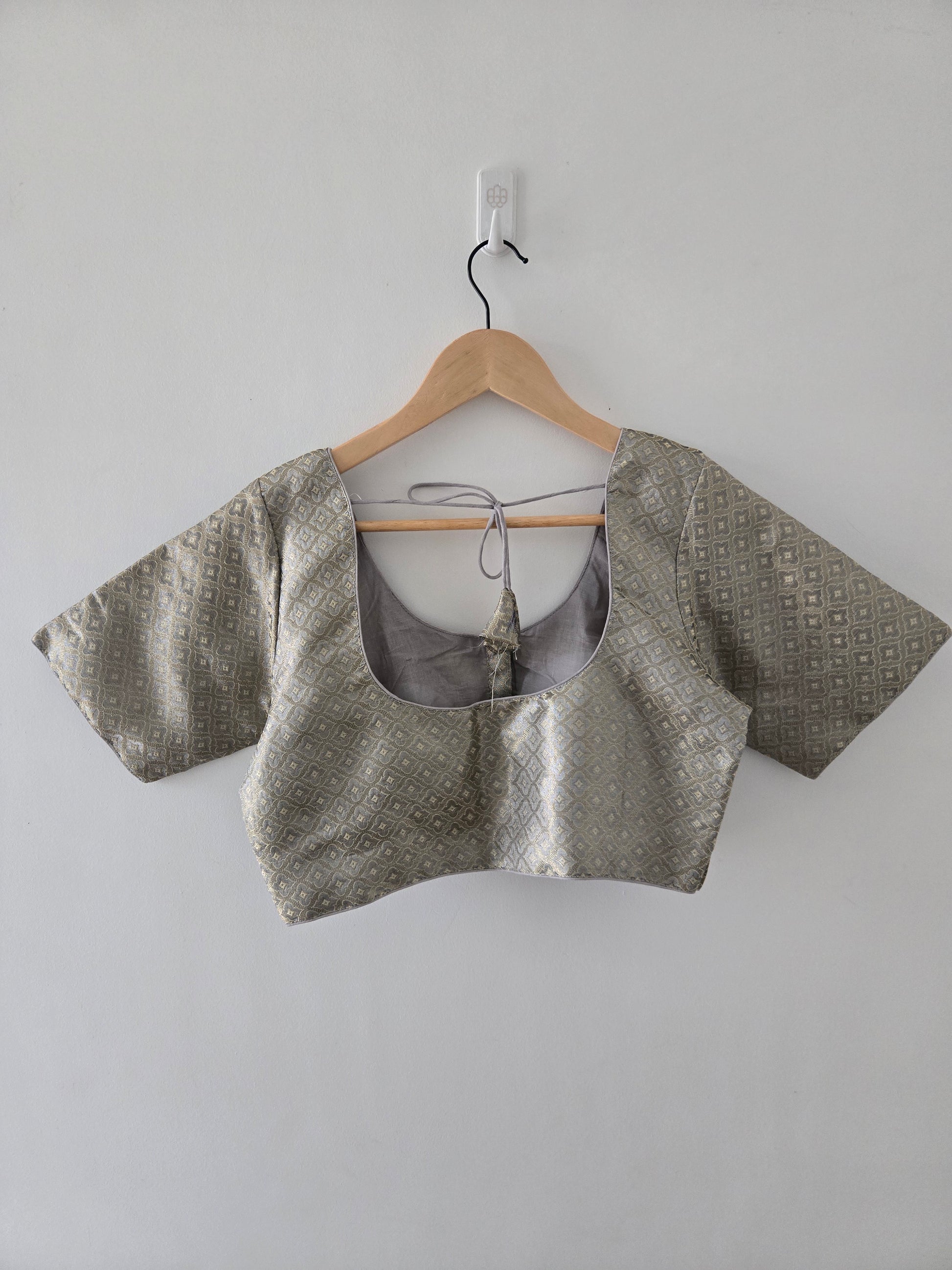 Off white with Grey Blouse (Size 32-38)