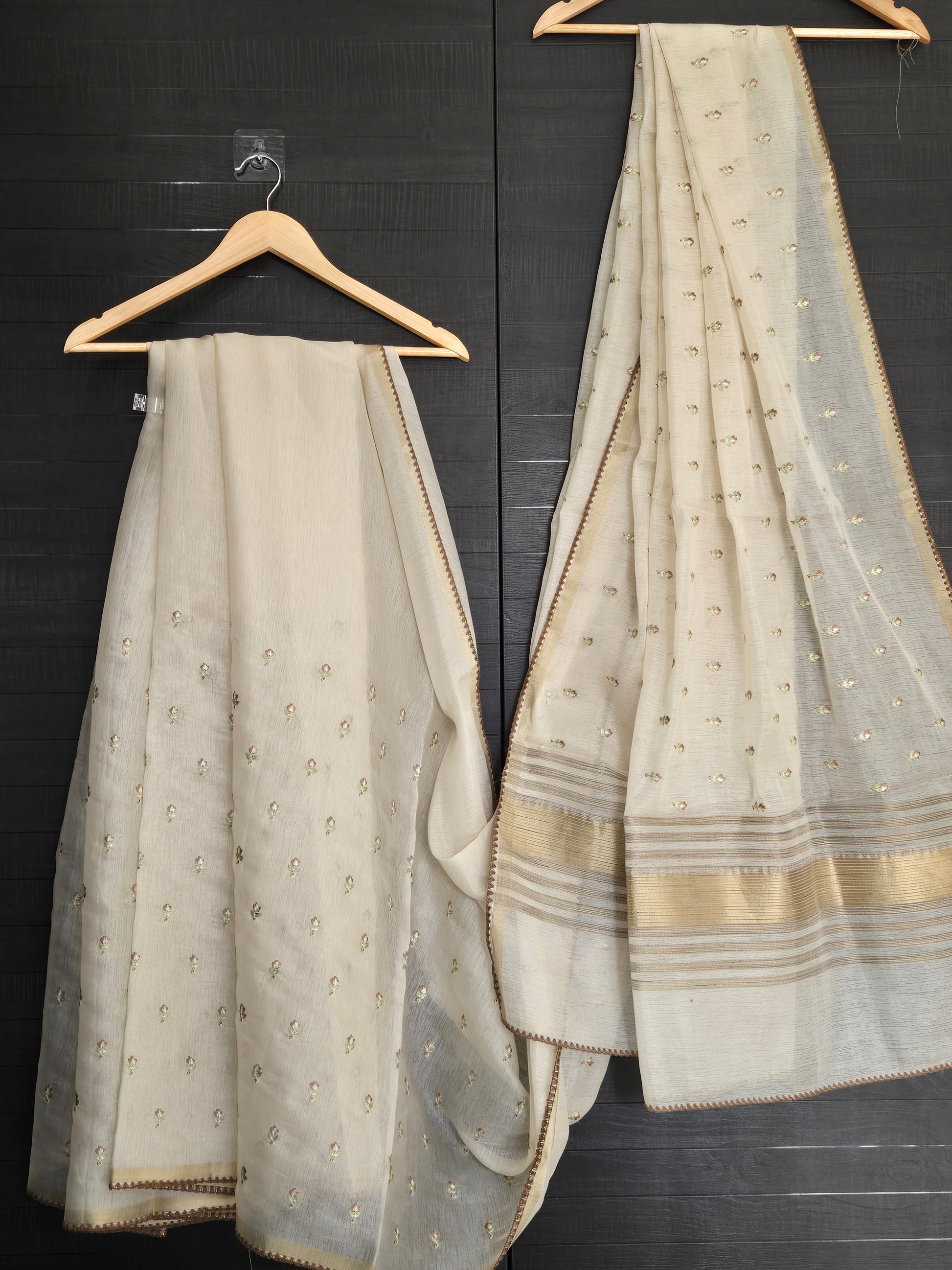 Onam Tissue Saree with Embroidery – Small Flower Work – Brown + Work Blouse