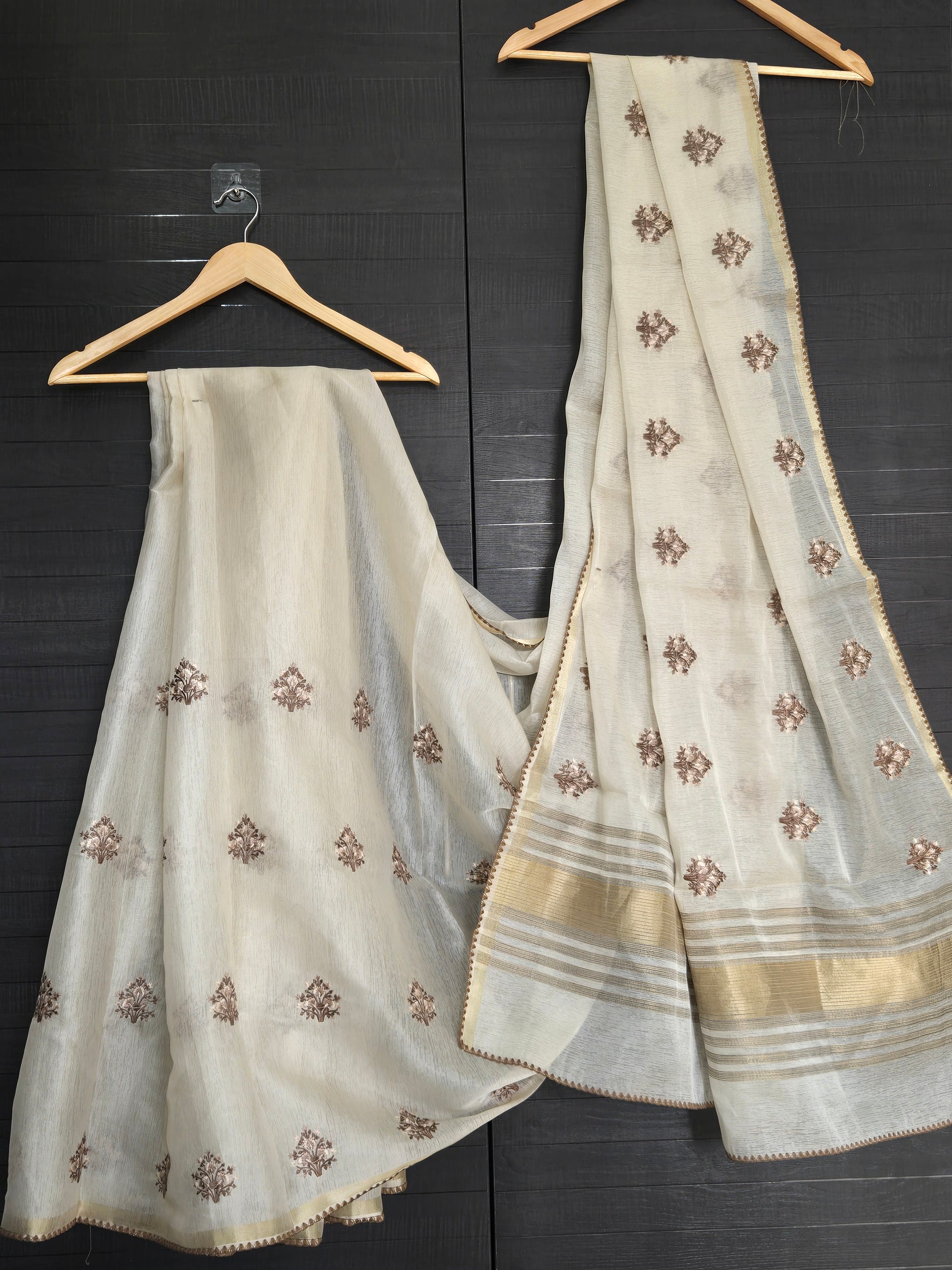Onam Tissue Saree with Embroidery – Tree Work – Brown + Work Blouse