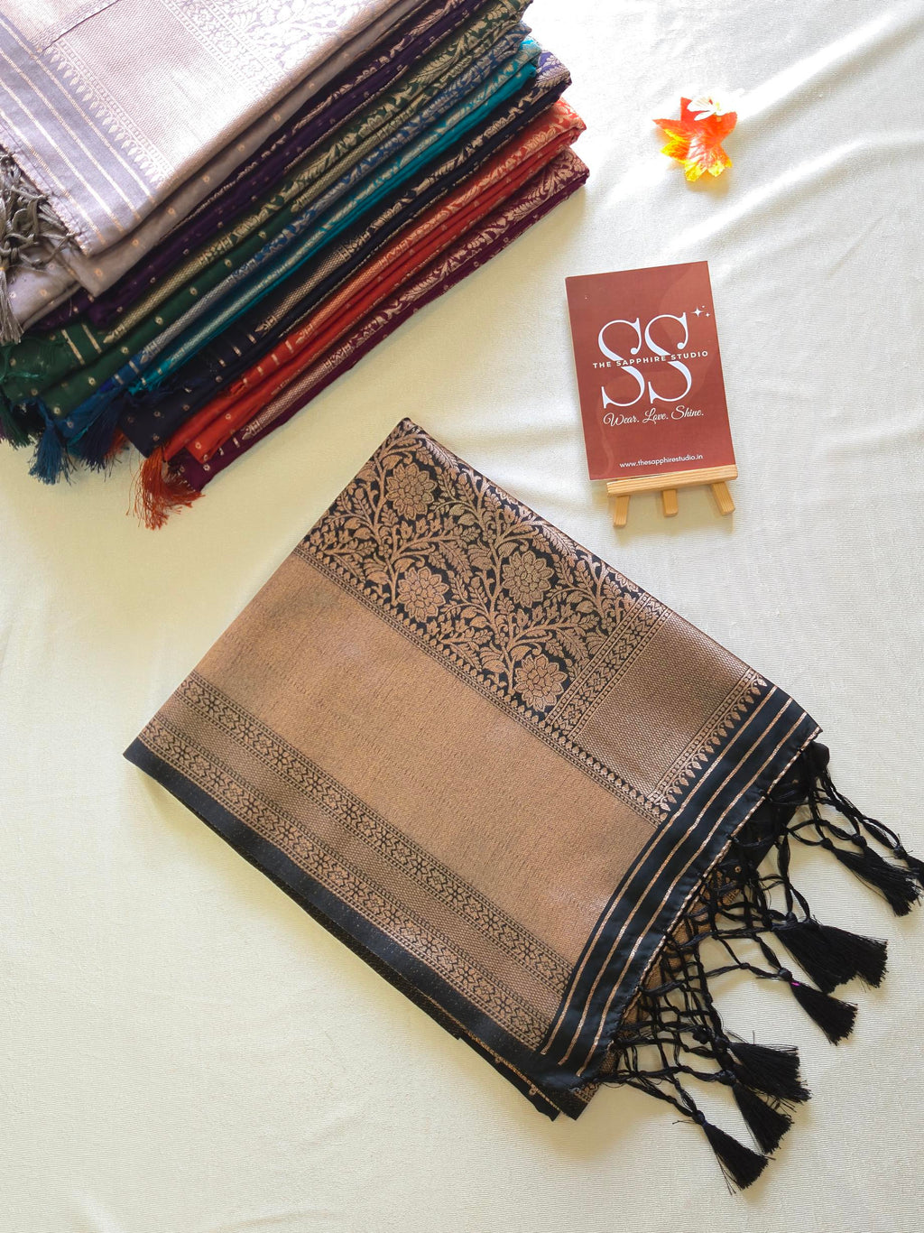 Kanchipuram Fancy Saree – Black – Self Zari Weave