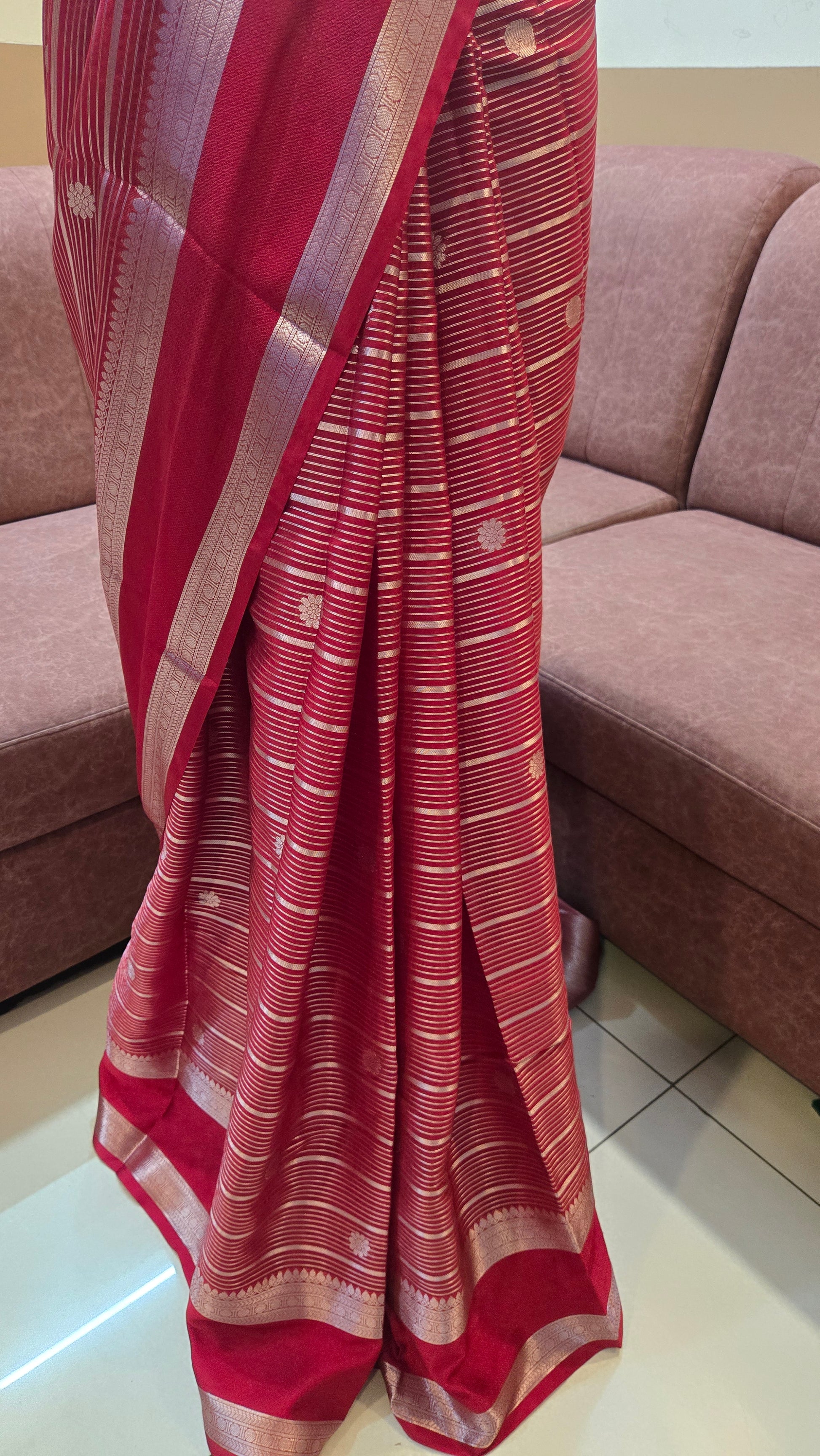 Red Banarasi Chiniya Silk Saree with Zari Buti Weaving ✨