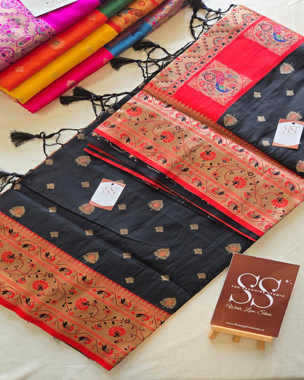 Black Paithani Saree with Red Contrast Border & Rich Pallu ✨