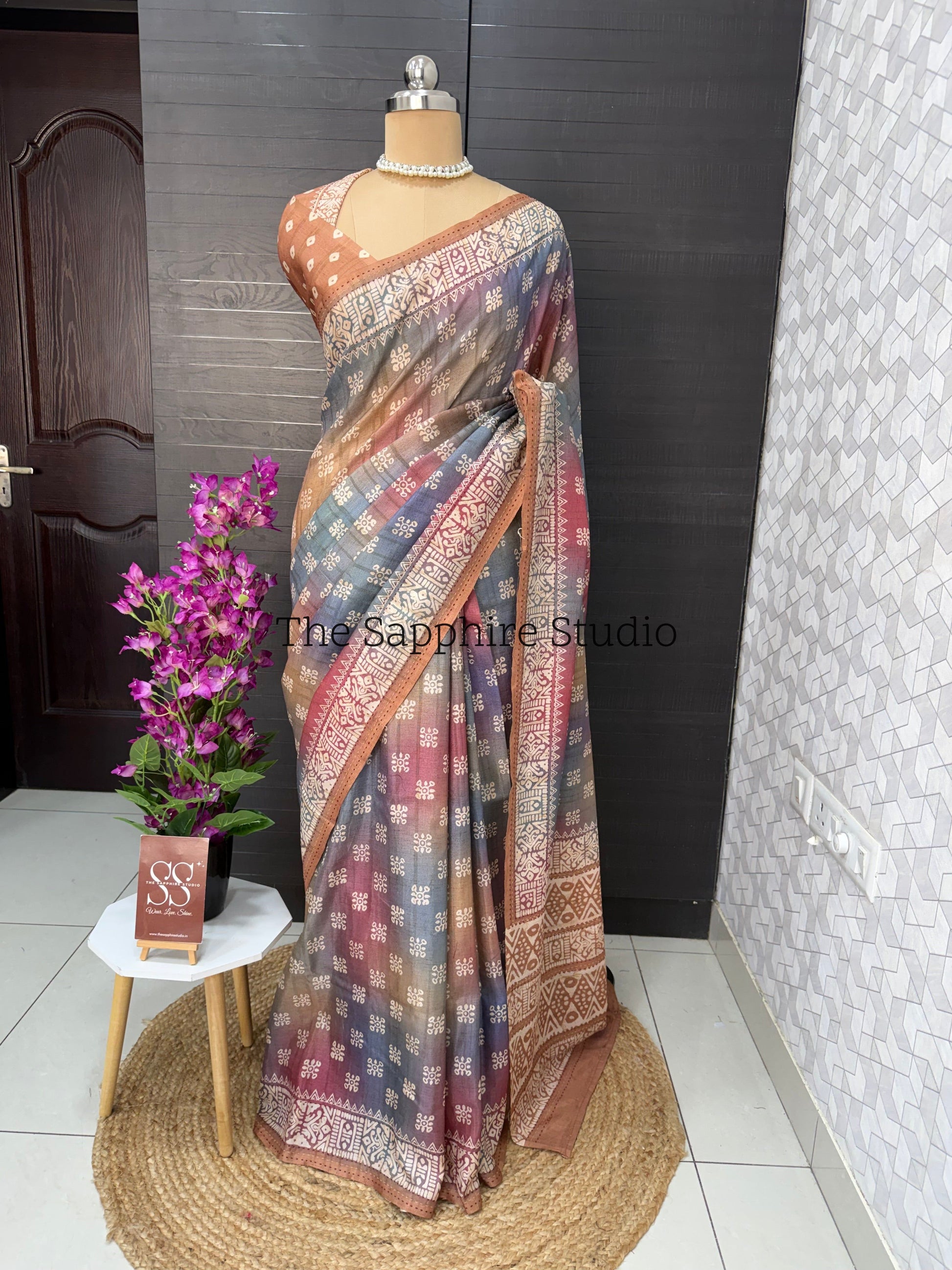 Earth Blend Tussar Saree with Warm Rust Contrast Blouse
