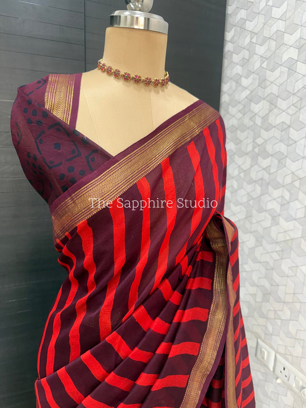 Maheshwari Silk Saree – Maroon with Red Stripes & Golden Border