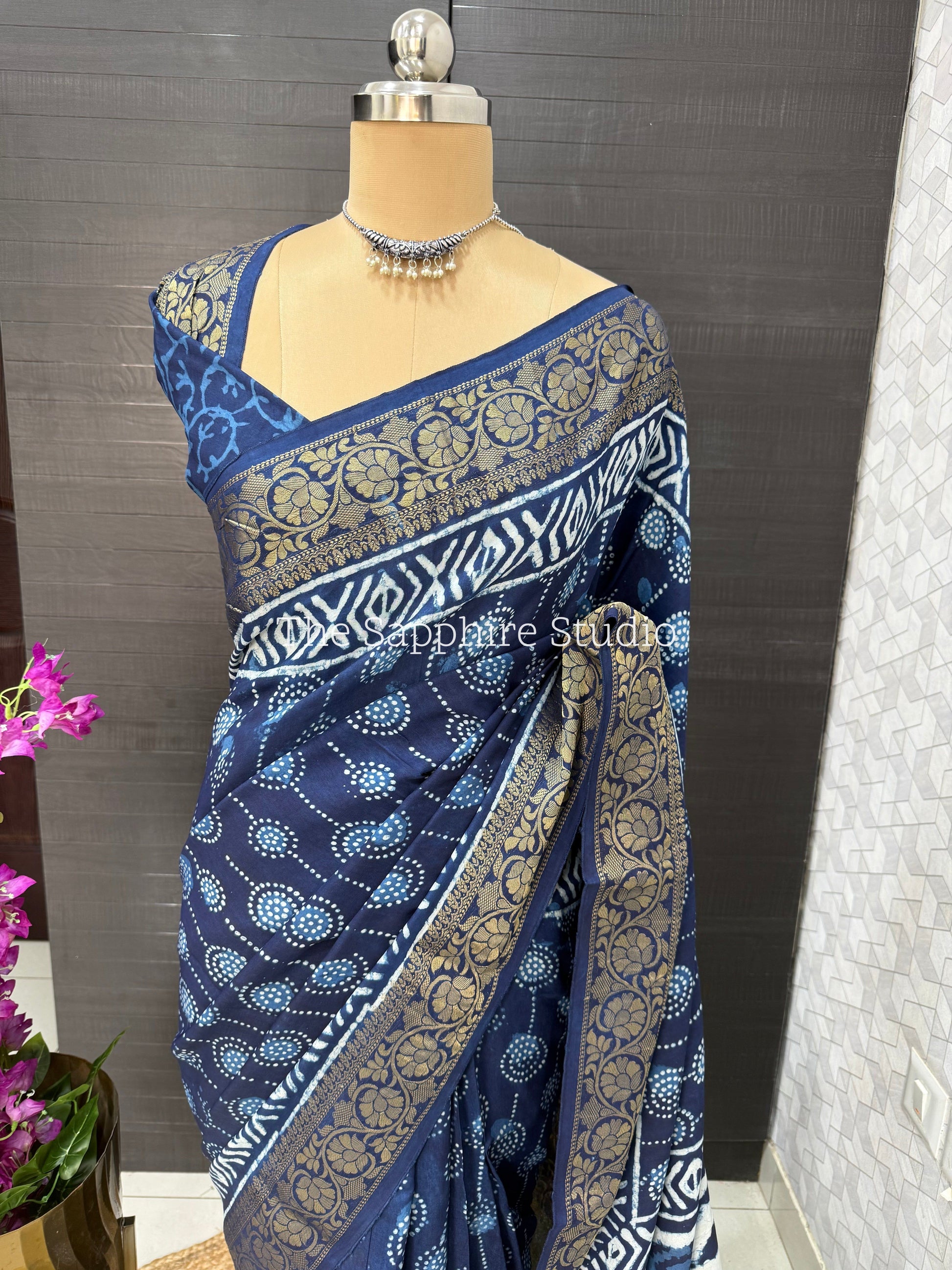 Indigo Dola Silk Saree with Line Block Pattern