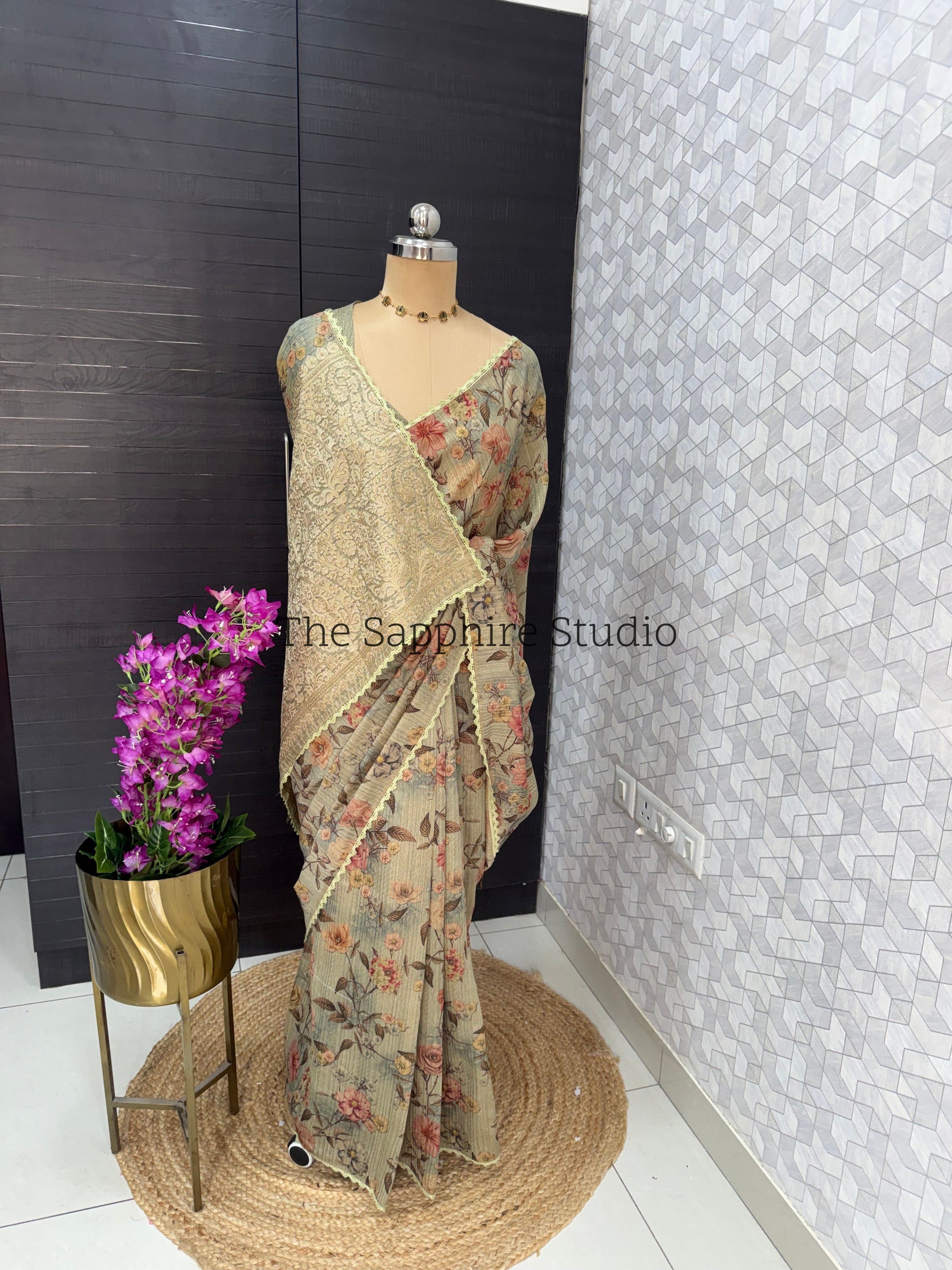 Floral Digital print Tussar saree