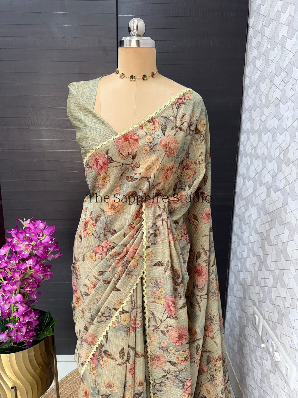Floral Digital print Tussar saree