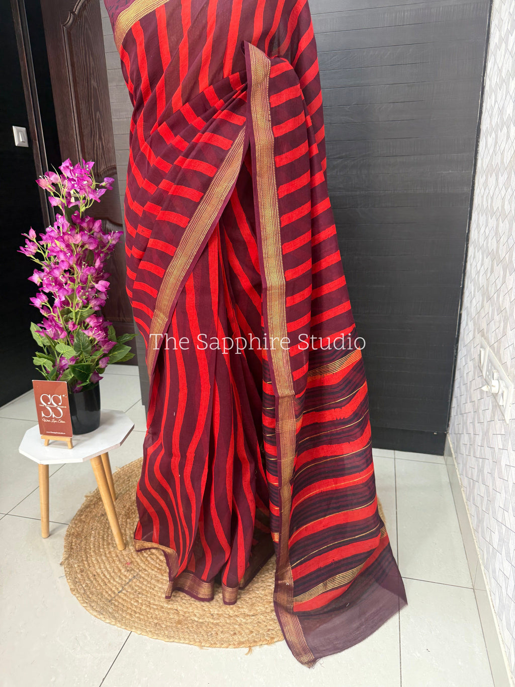 Maheshwari Silk Saree – Maroon with Red Stripes & Golden Border