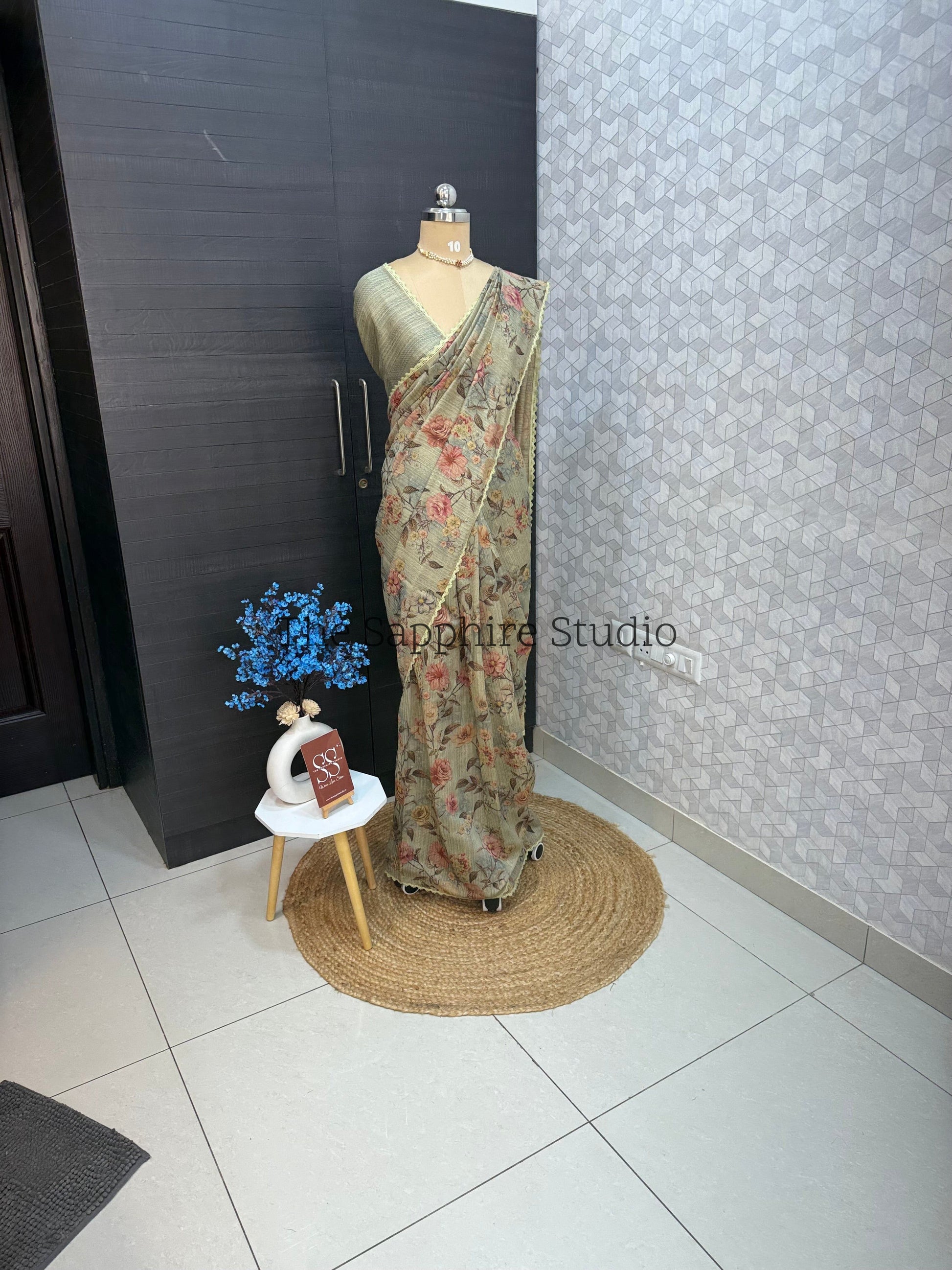 Floral Digital print Tussar saree