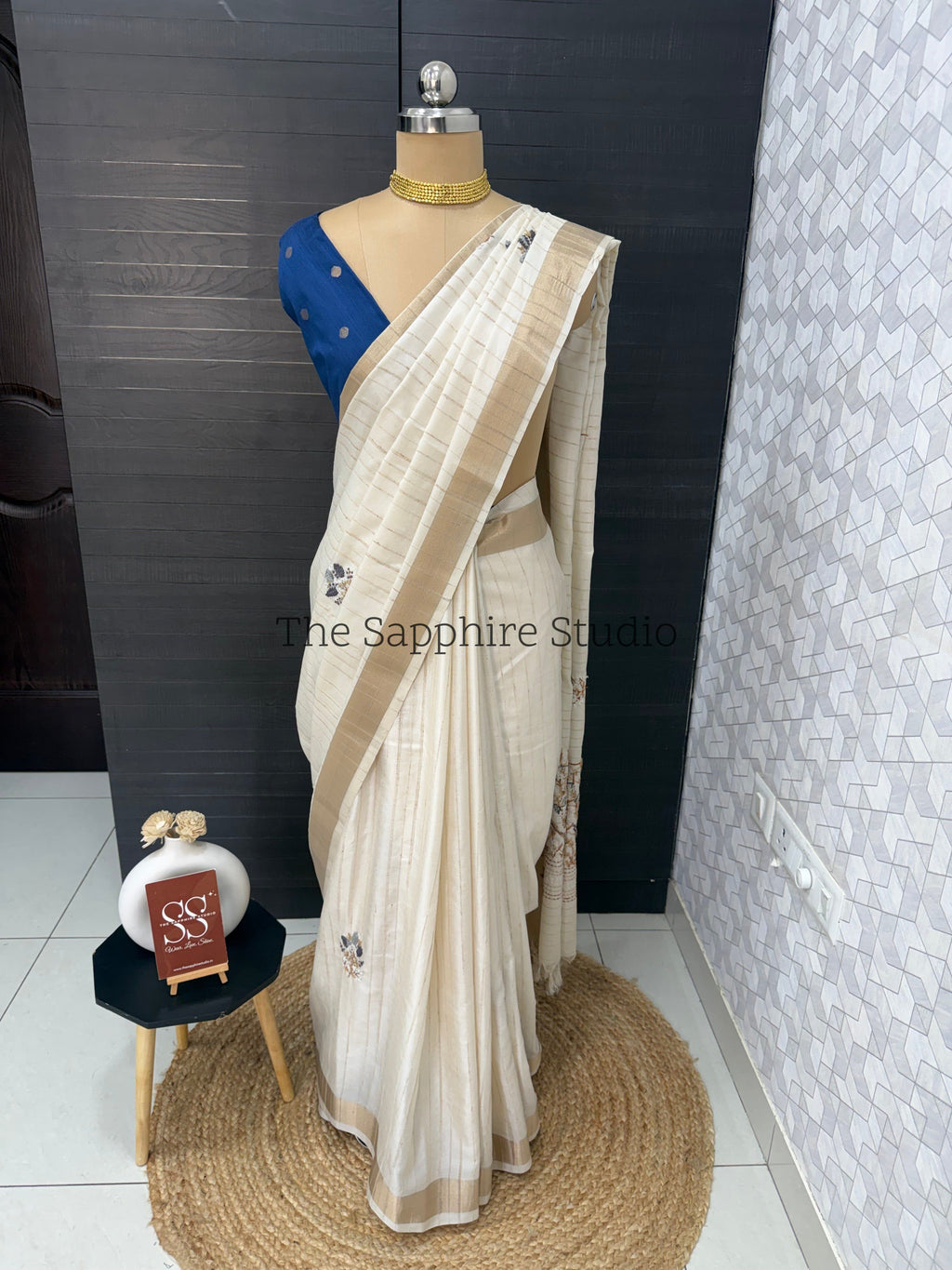 Onam/Vishu Tussar Saree with Hand Embroidery & Gold Border with contrast navy blue blouse piece