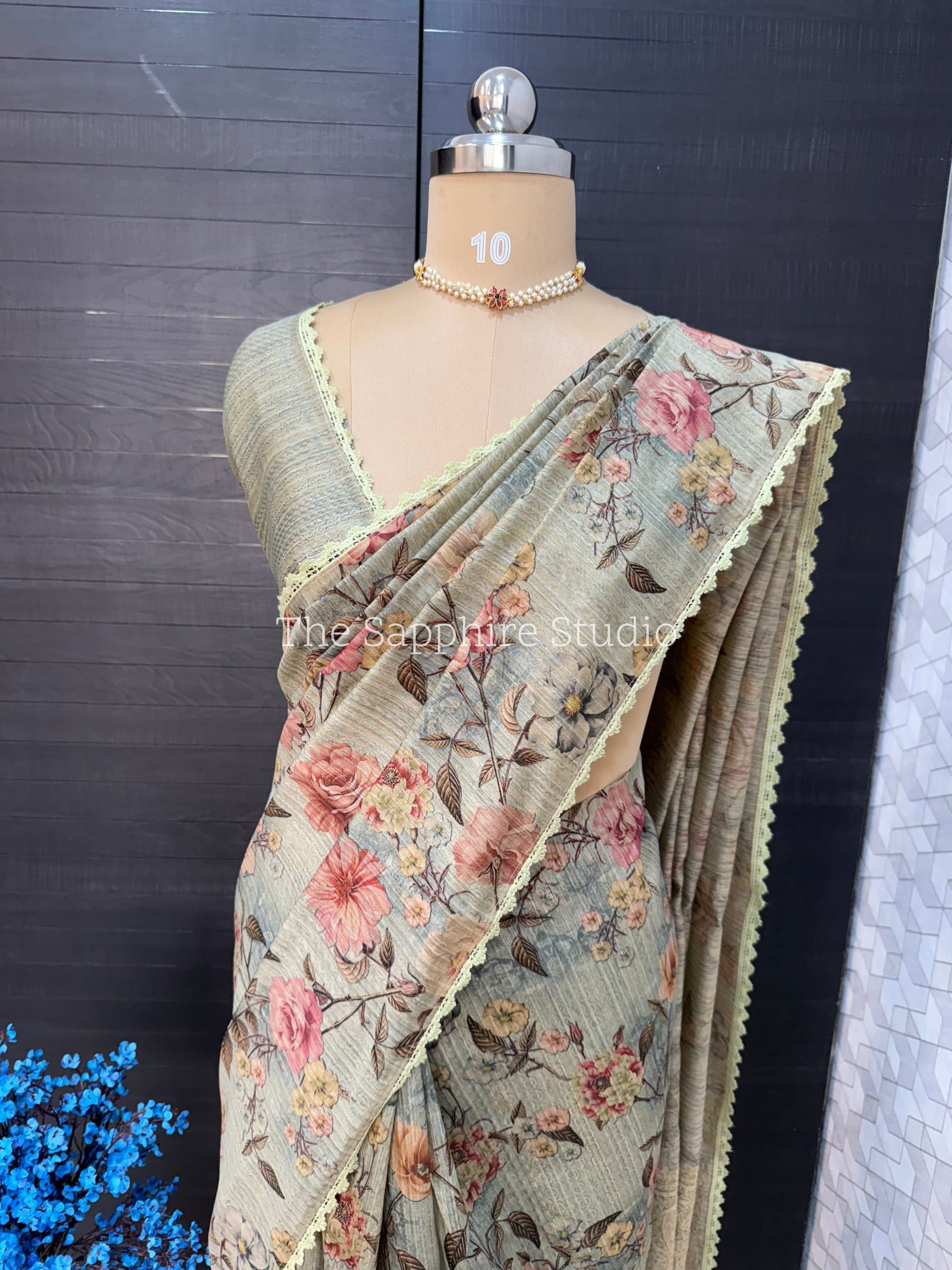 Floral Digital print Tussar saree