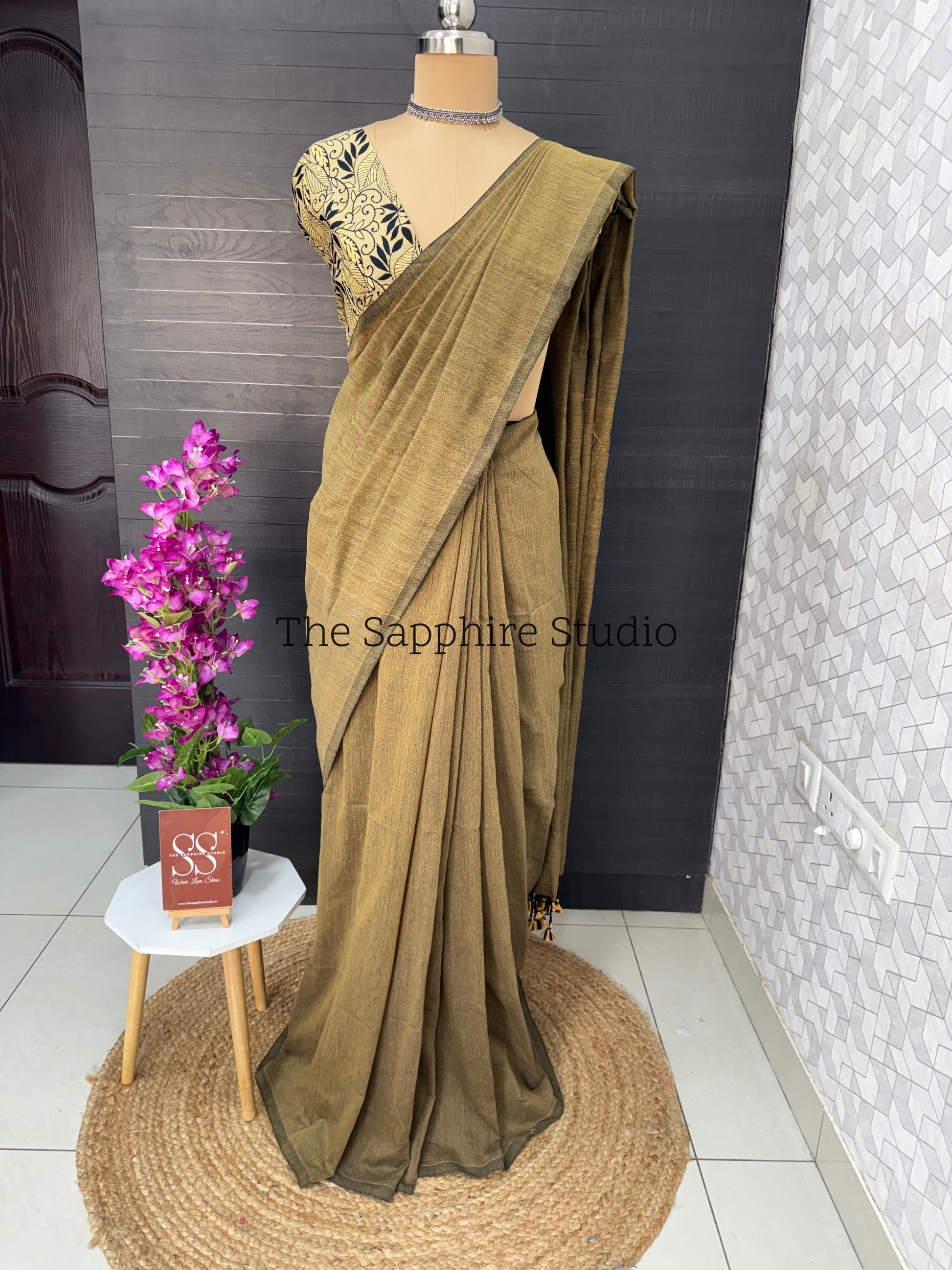 Beige Sand khadi cotton saree with Kalamkari Contrast Blouse