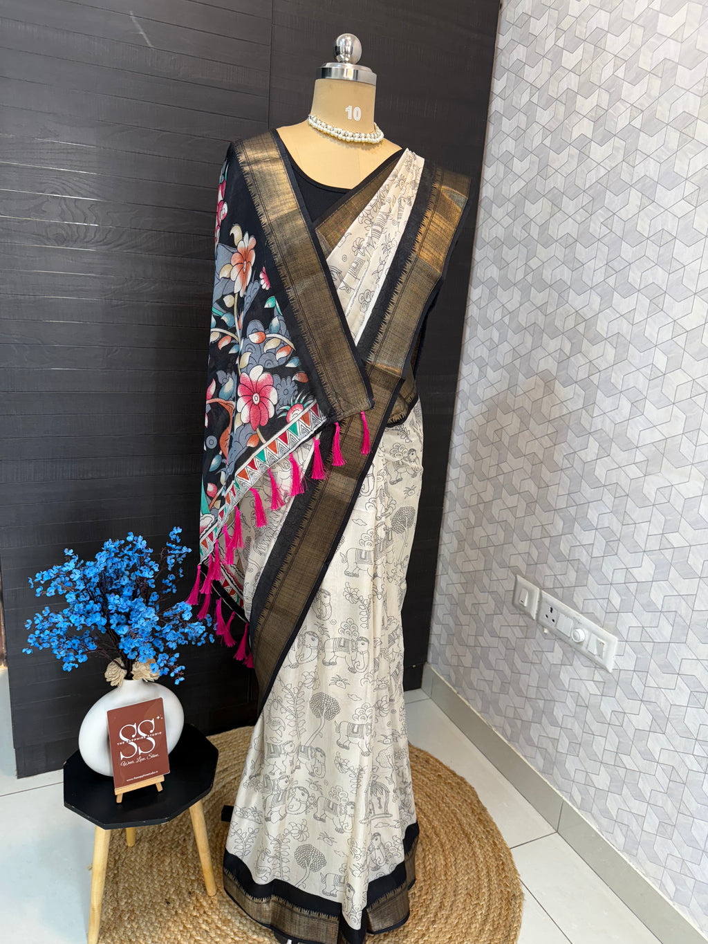 Black and White Kalamkari Print Saree
