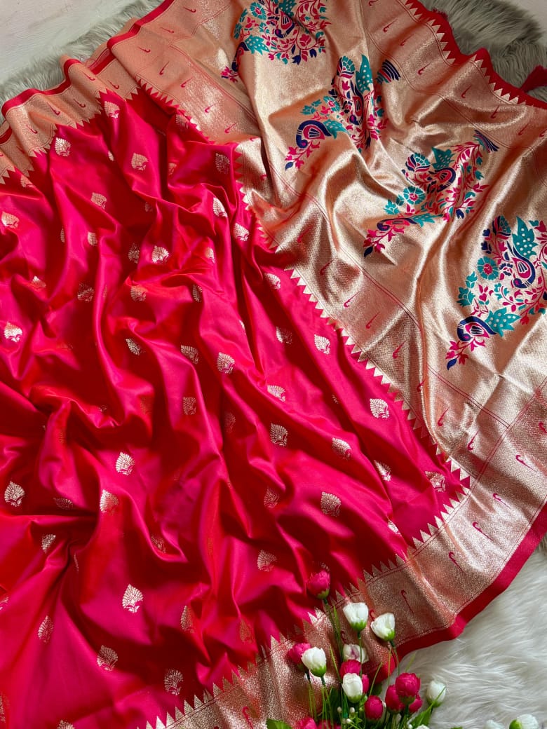 Crimson Paithani Saree with Muniya Border & Meena Pallu ✨