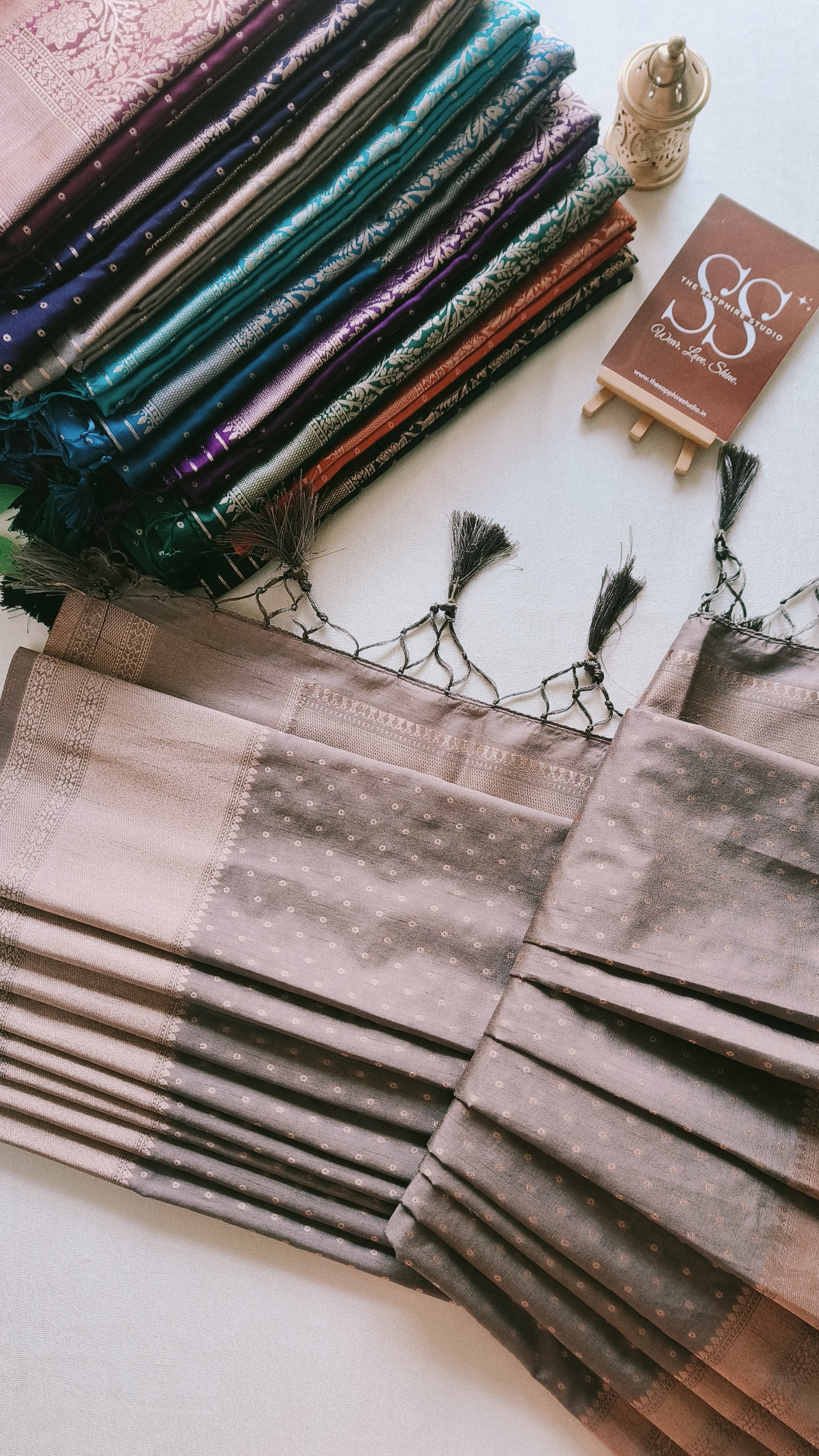Kanchipuram Fancy Saree – Grey – Self Zari Weave
