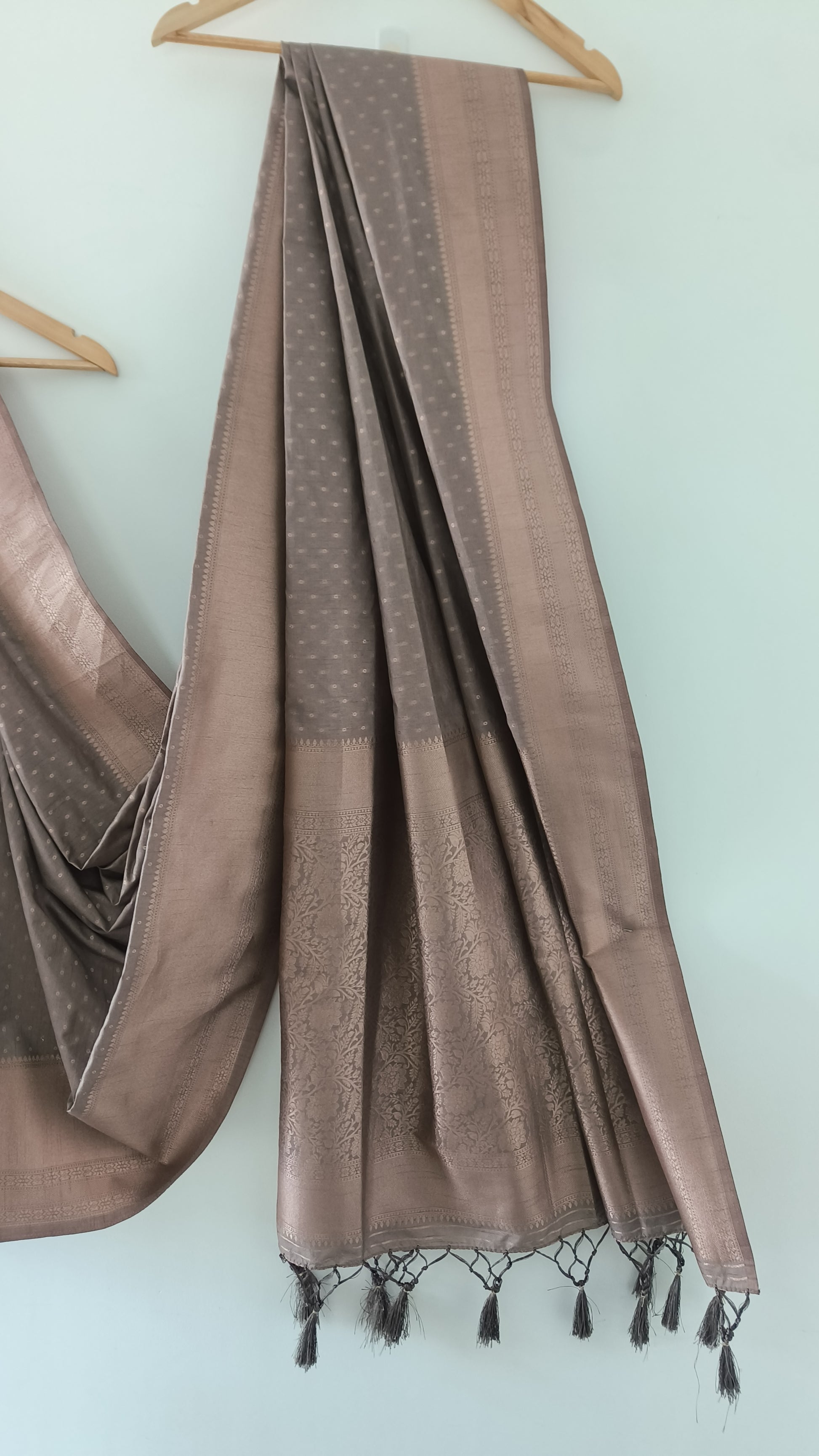 Kanchipuram Fancy Saree – Grey – Self Zari Weave