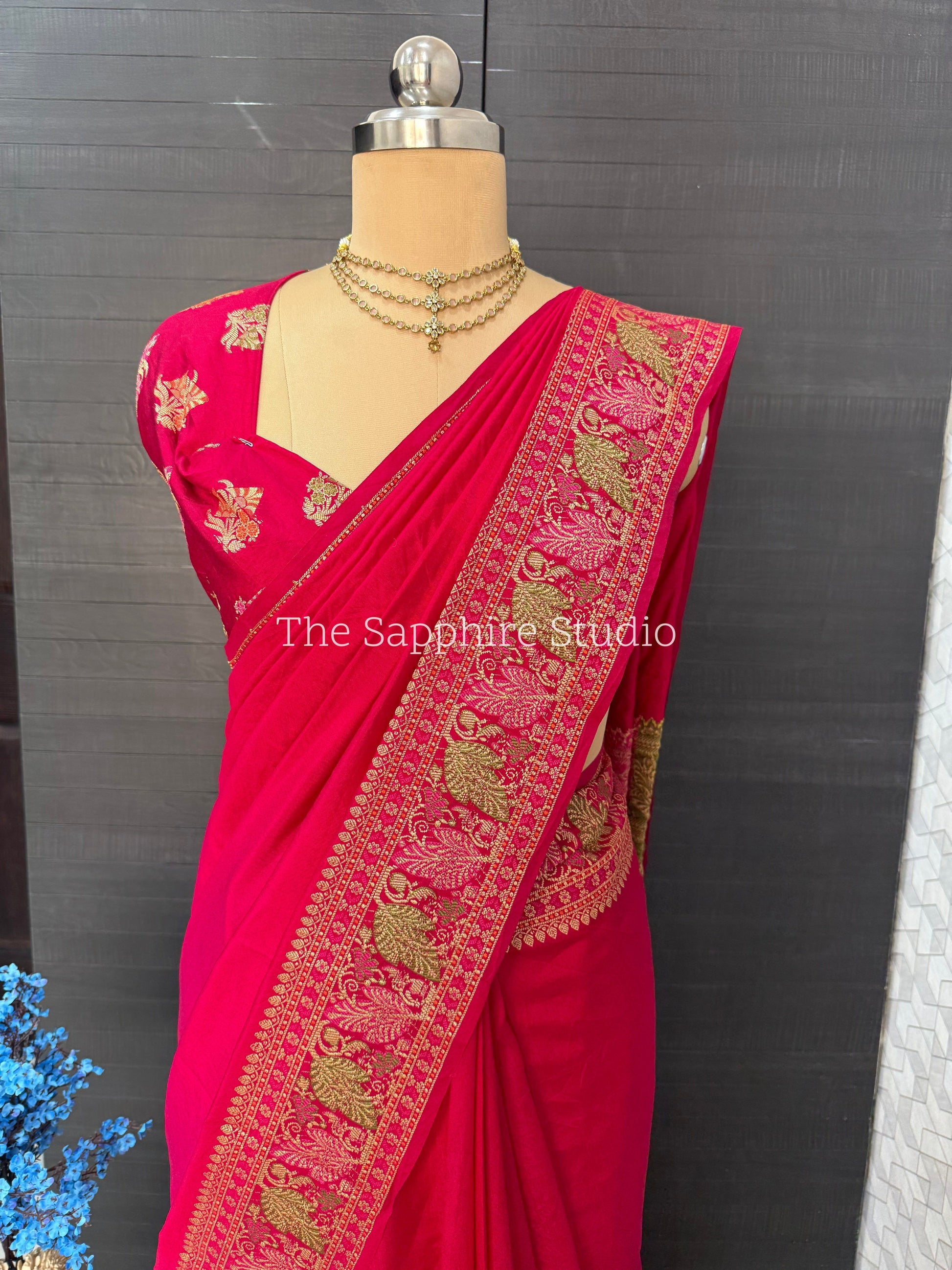 bright rani pink saree with thread work and silver zari border, elegant georgette saree for wedding functions and festive wear